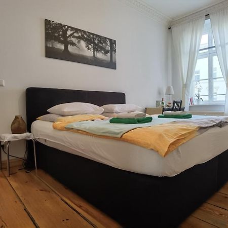 Apartment - Berlin City Studio Bagian luar foto